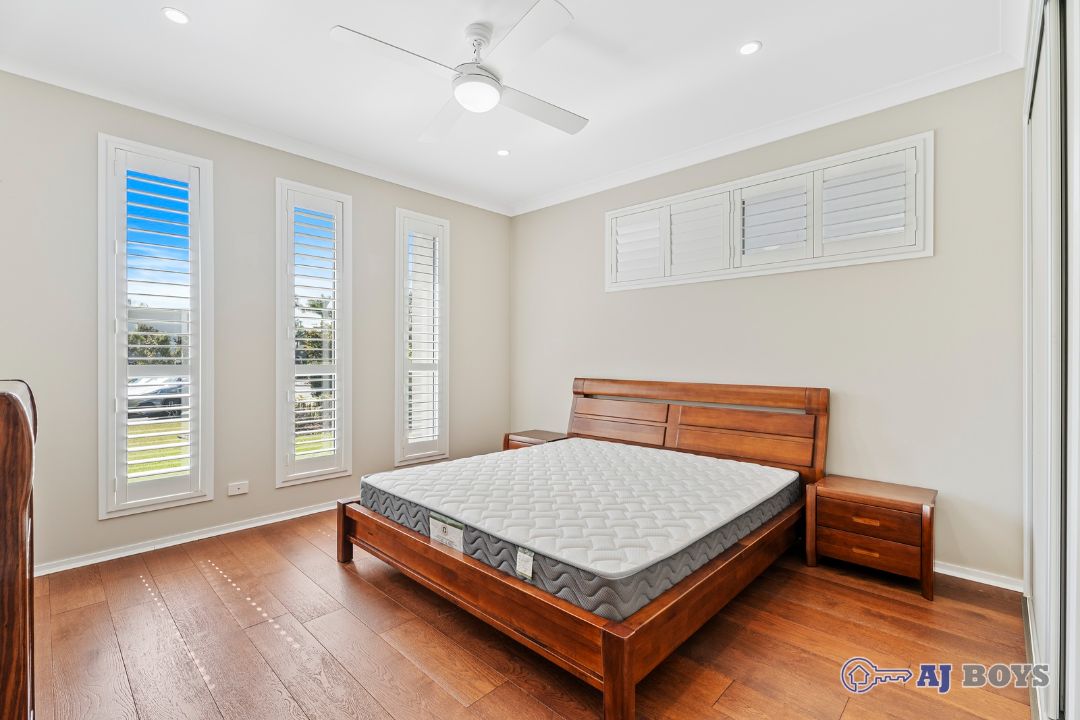 007_Open2view_ID920944-7643_Fairway_Boulevard.jpg